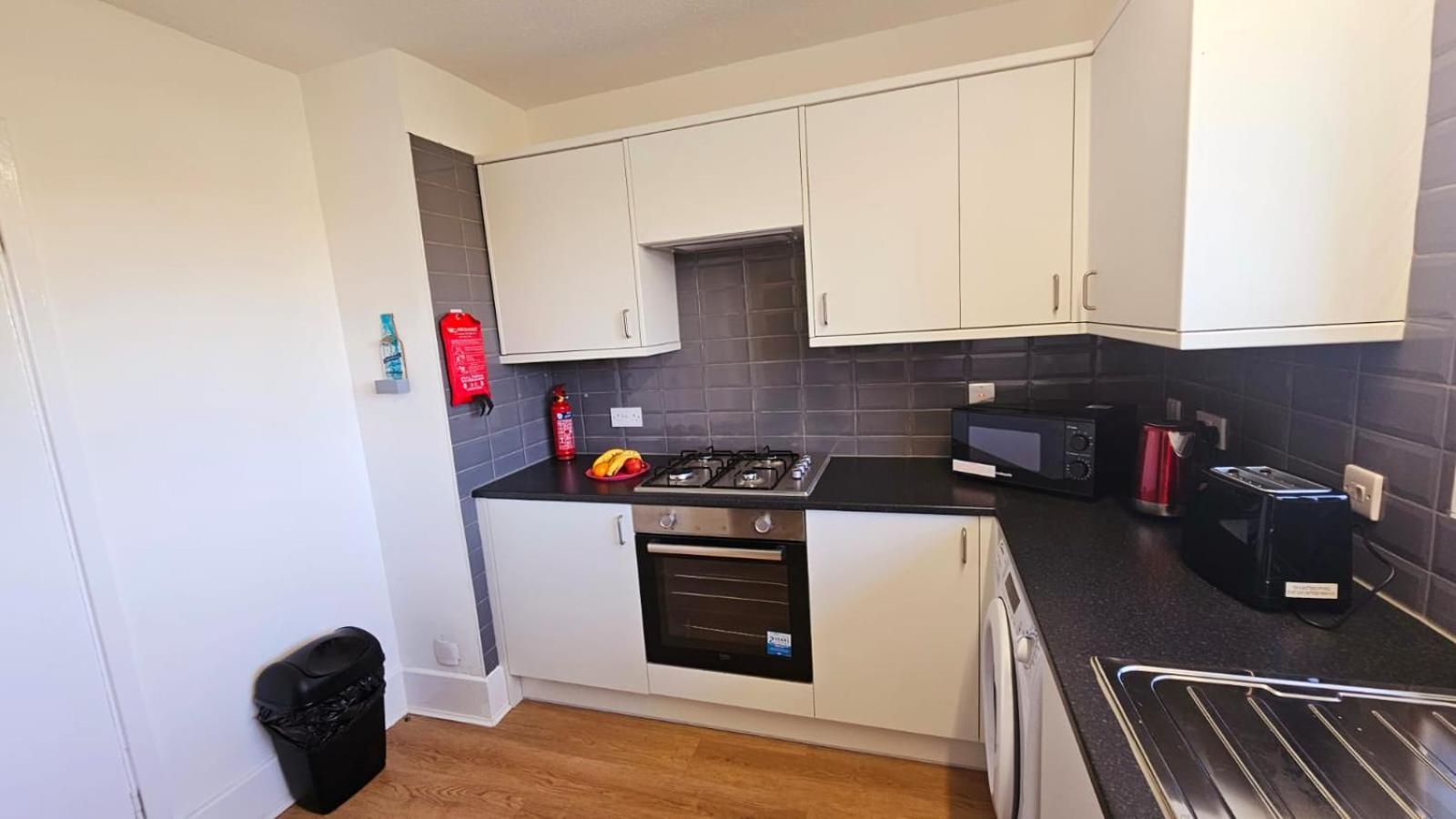 Excel O2 Stunning Large 3 Bedroom Apartment With Balcony London Luaran gambar