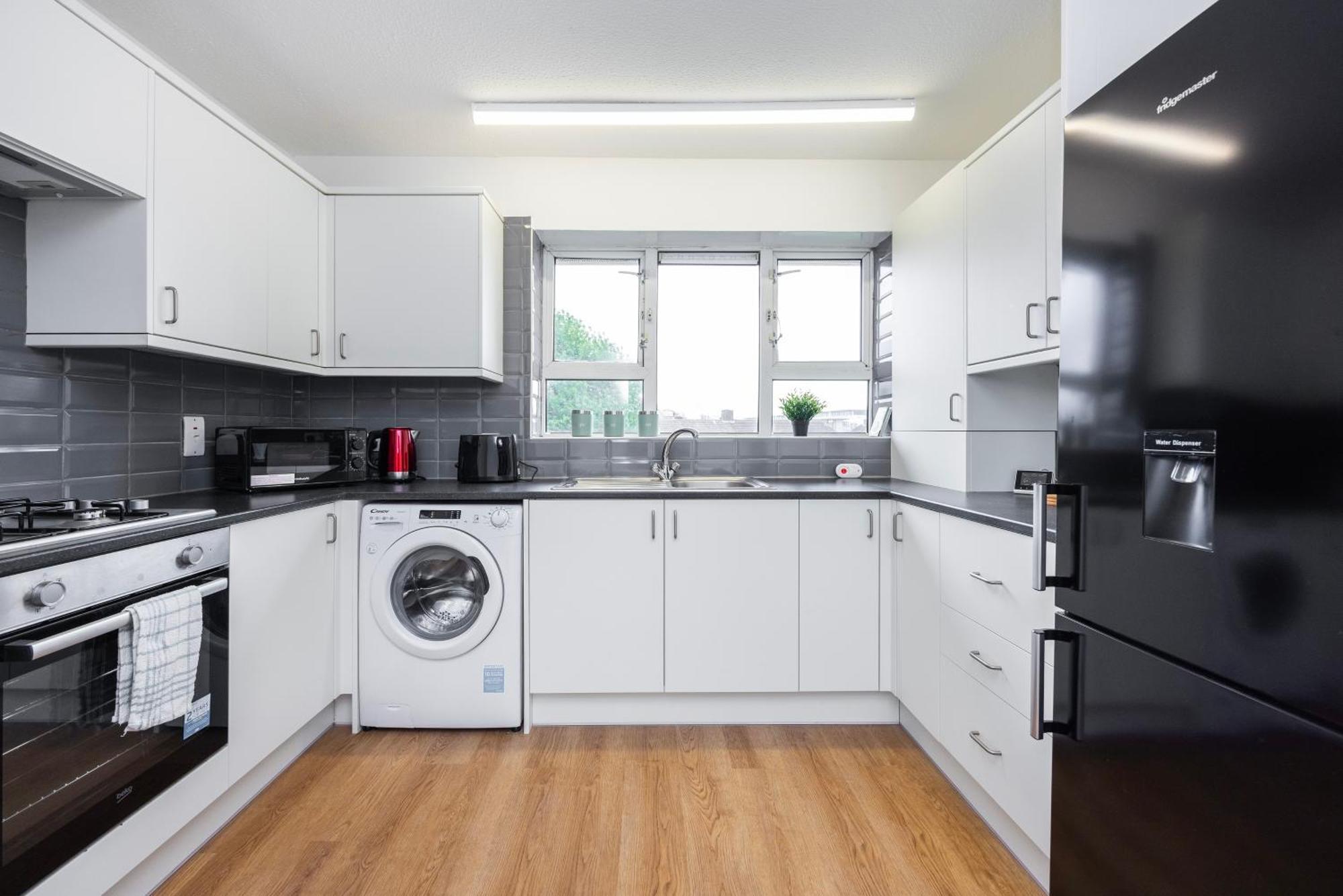 Excel O2 Stunning Large 3 Bedroom Apartment With Balcony London Luaran gambar